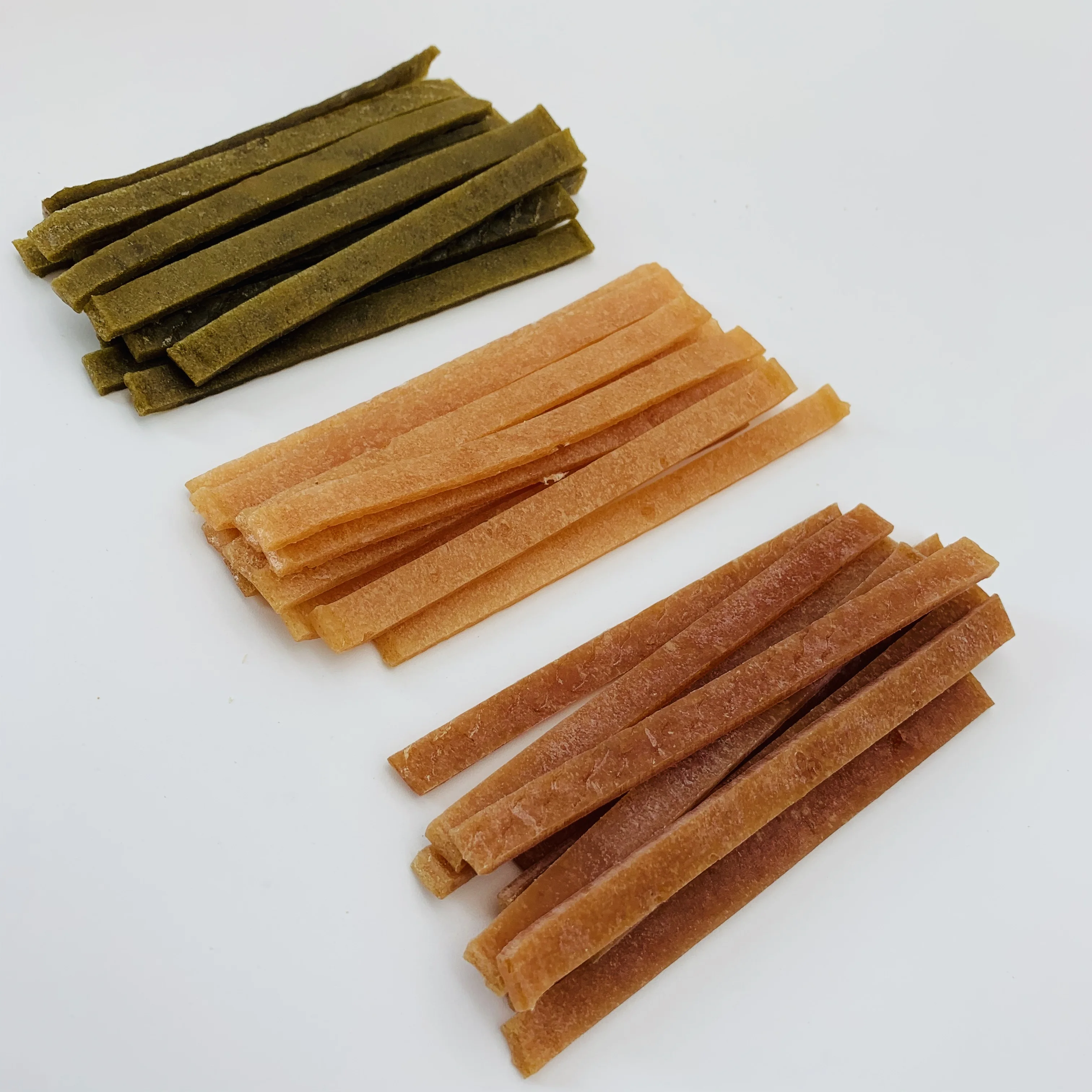 
Bulk cat treats chicken and tuna strips fish flavor cat snacks pet food supplement 