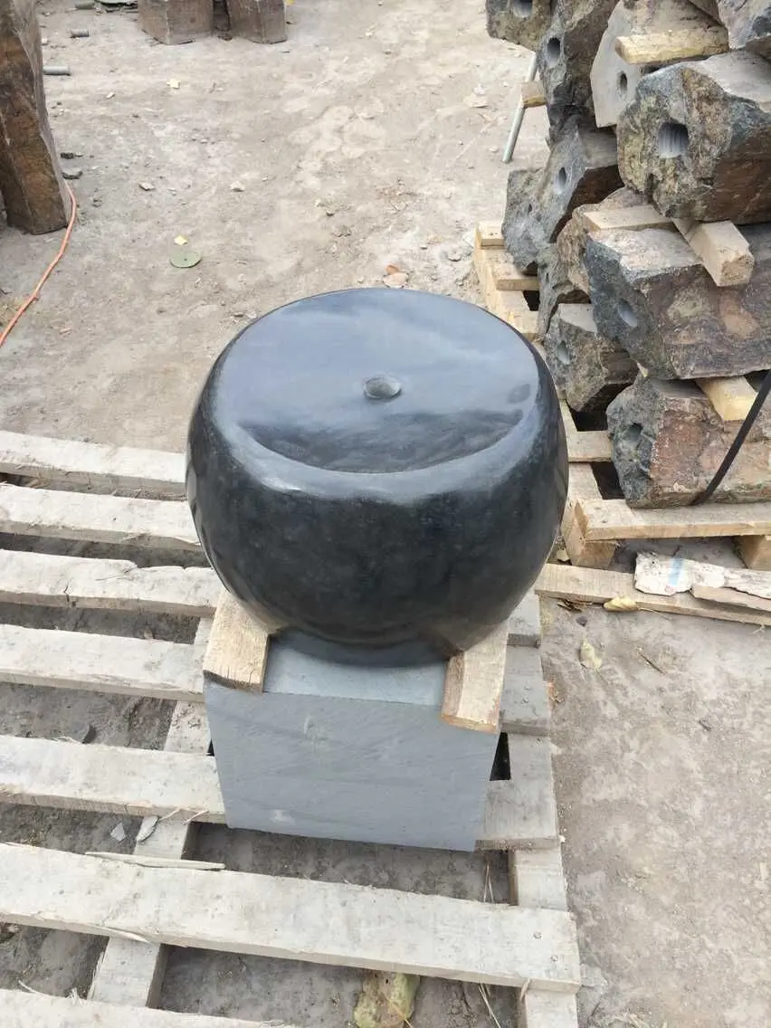 Popular in Canada Natural Boulder Basalt Stone Feature Fountain for Garden Outdoor Yard Decor