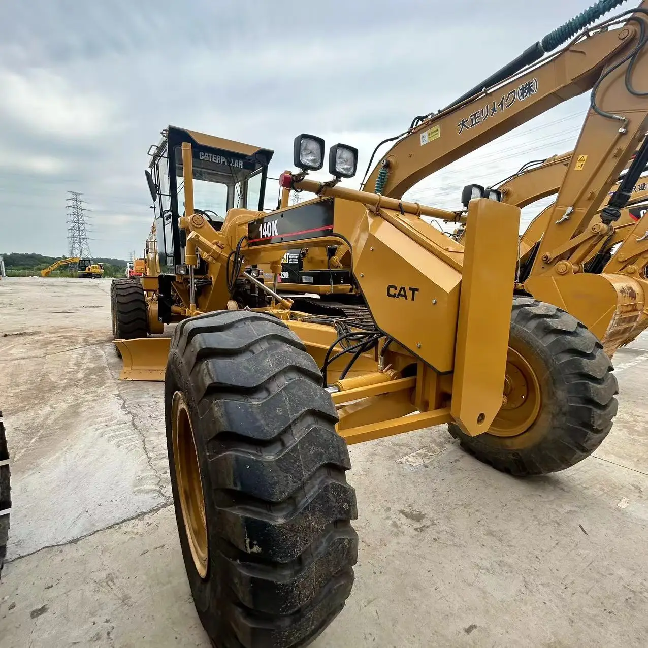100% японская подержанная гусеница Caterpillar используется CAT140H 140K 140G продажа