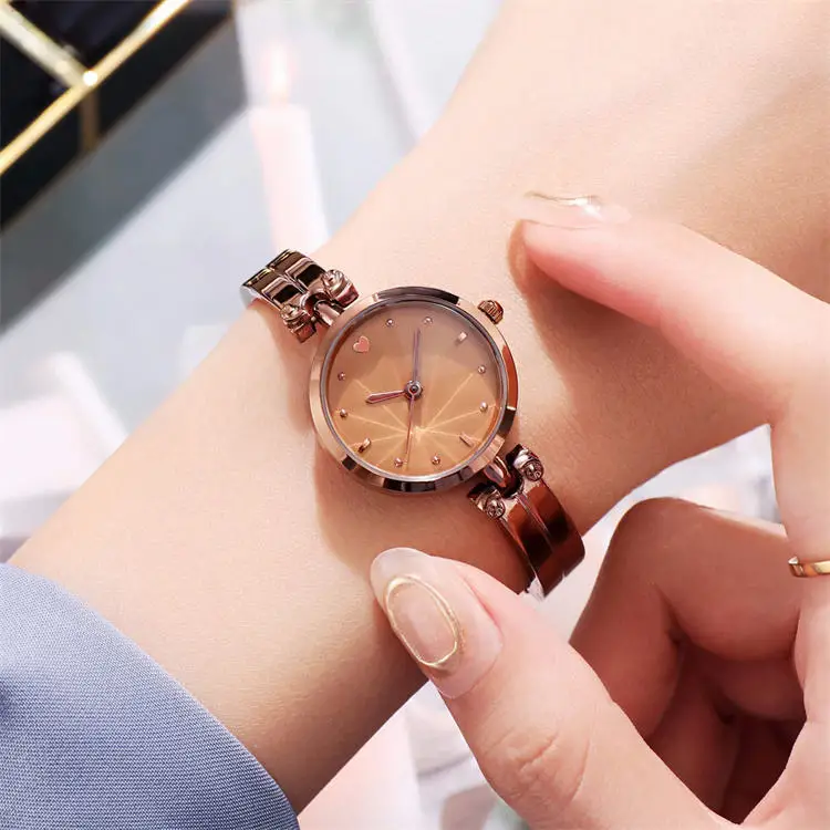 Exquisite Business Royal Luxury Quartz Watch Bracelet Ladies Valentines Day Heart Rose Gold Plated Woman Watch Bracelet
