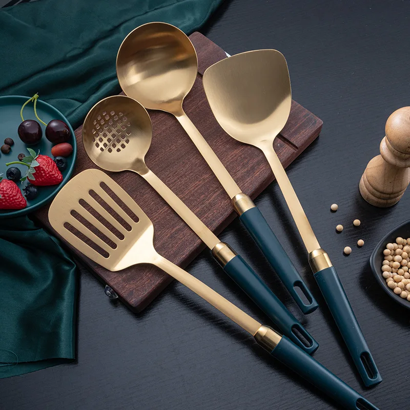 Household kitchenware Set Anti-ironing Hot Pot Soup Spoon Creative Kitchen Set