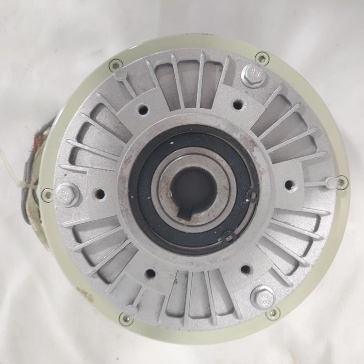 Hot selling low price Two Output Shafts  magnetic powder clutch  for rewinding machine