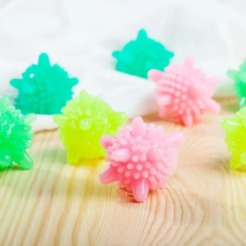 Household clothing cleaning anti - winding PVC solid magic ball for