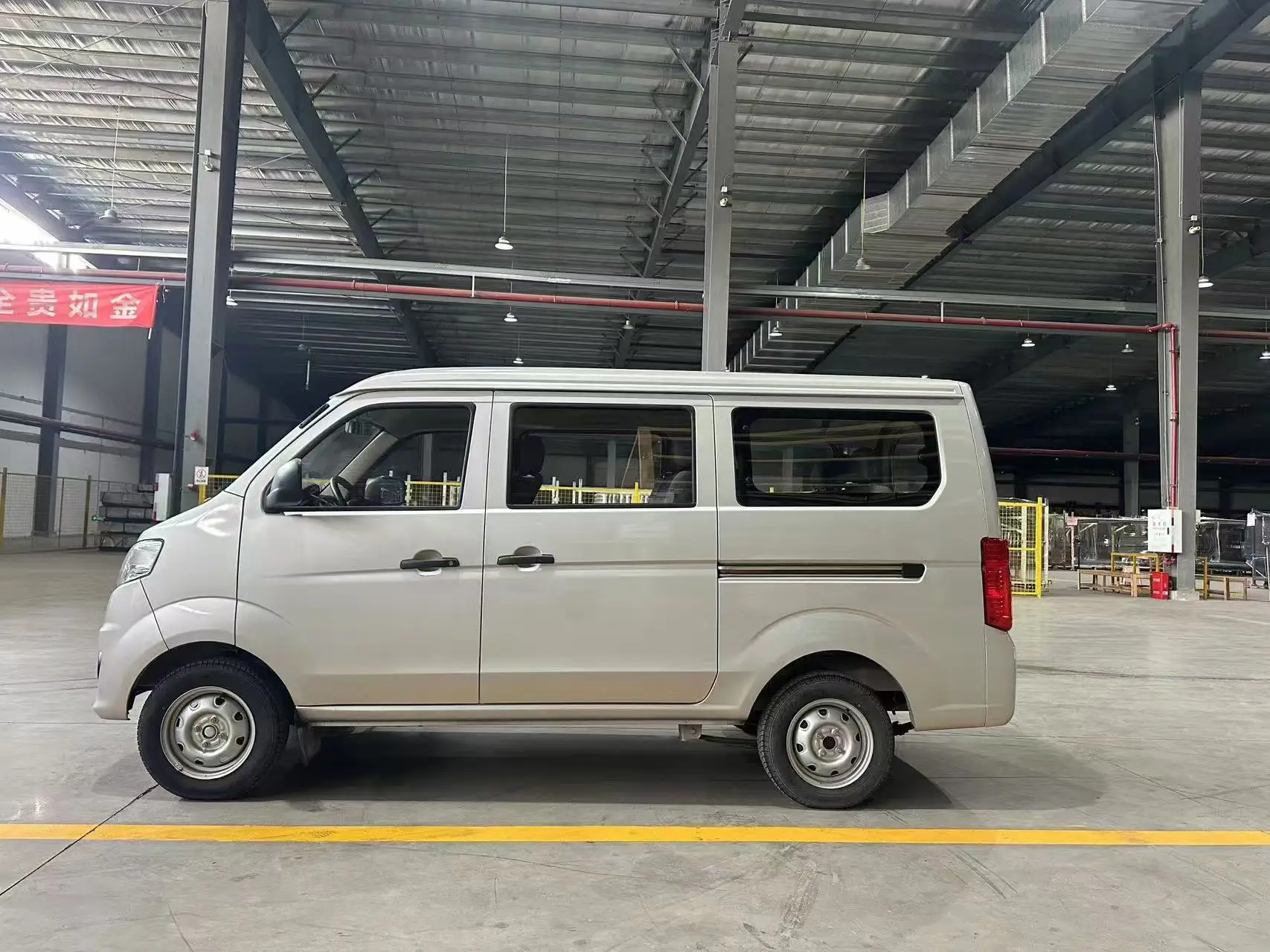 Китайские дешевые цены FAW V80L Mini Bus 5 мест 7 9 Новый минивэн/микроавтобус для продажи
