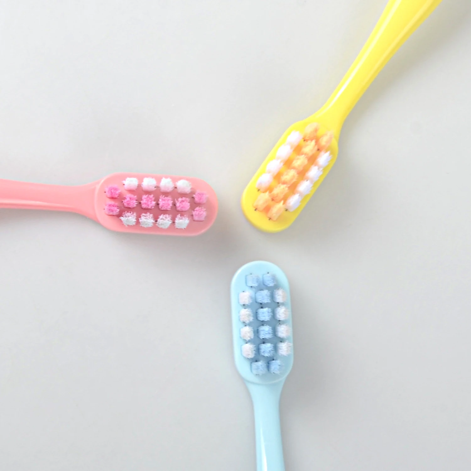 BANNER Soft Bristle Tooth Brush Multi-Function Toothbrush With Tongue Scraper Cleaner Coating Brush With Travel Case