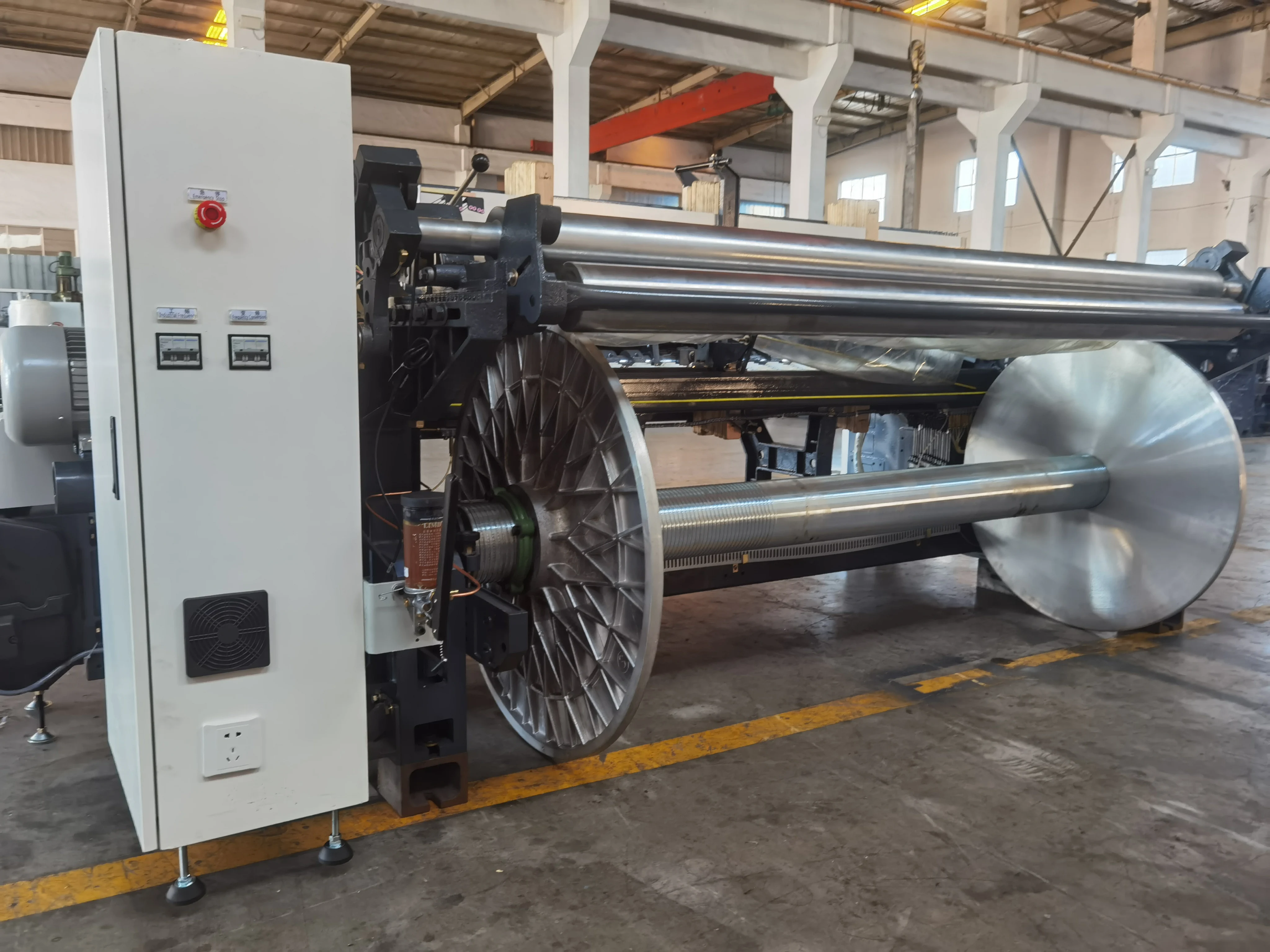 Staubli dobby shedding high speed air jet loom with 340cm width ROJ feeder