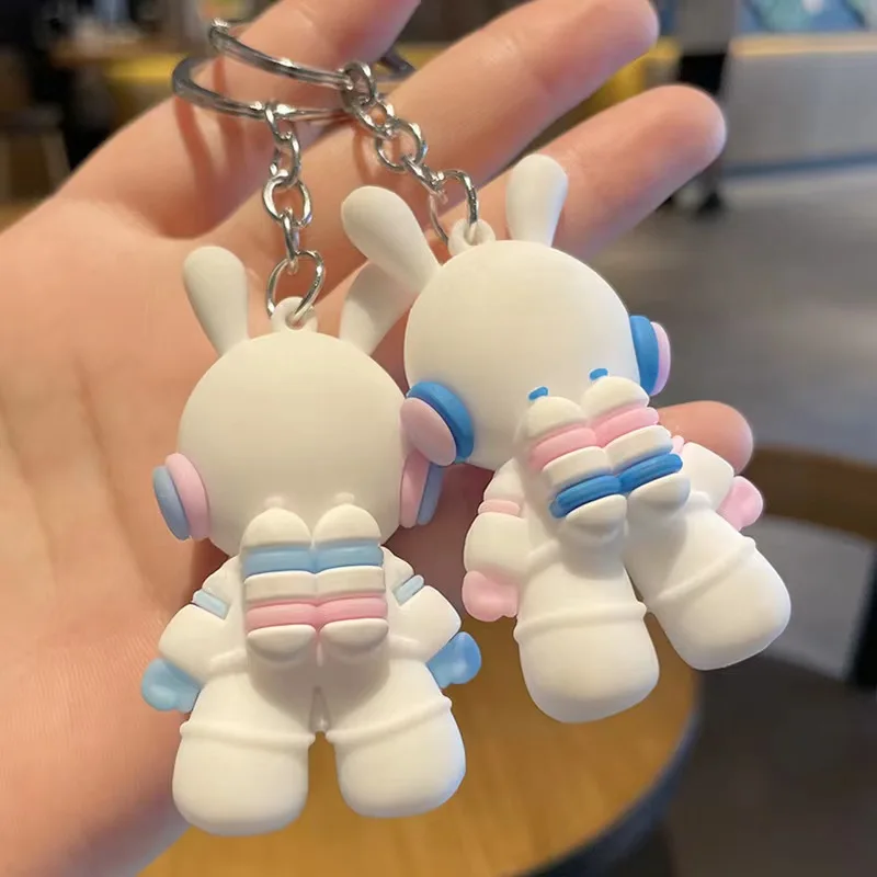 Wholesale 3D cartoon keychain Space Rabbit car key chain cute creative backpack pendant astronaut bag pendant small gift