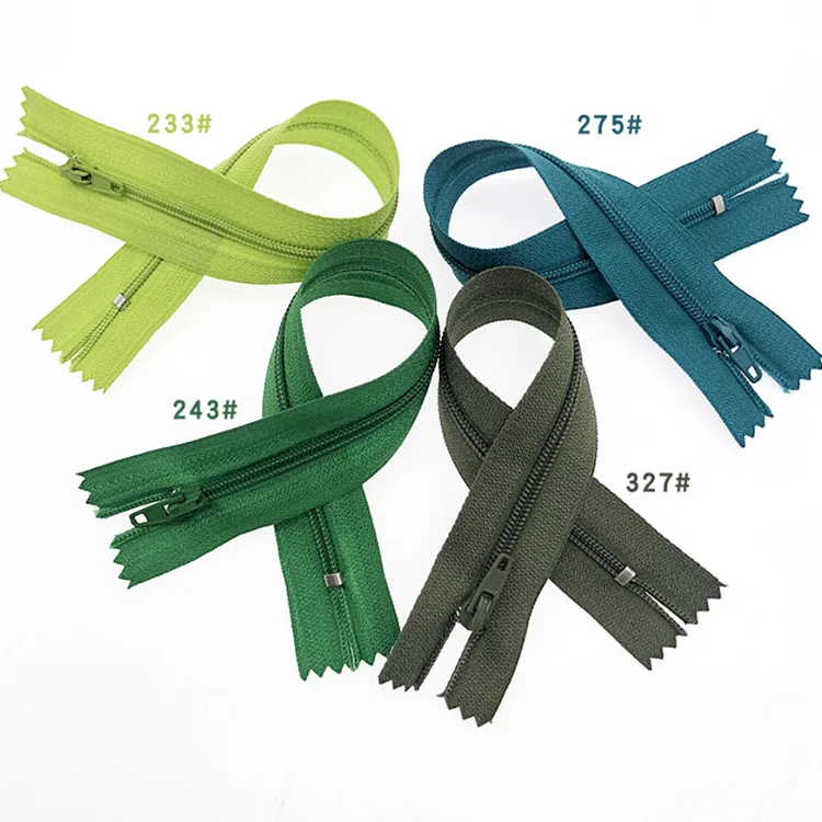 Wholesale FFY 3# 5# size zipper for garment manufacturing bags custom zipper plastic zipper