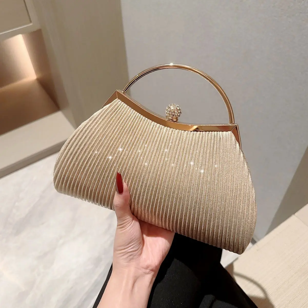 2024 New style women luxury wrinkle rhinestone evening handbags purse clutch bags for wedding party