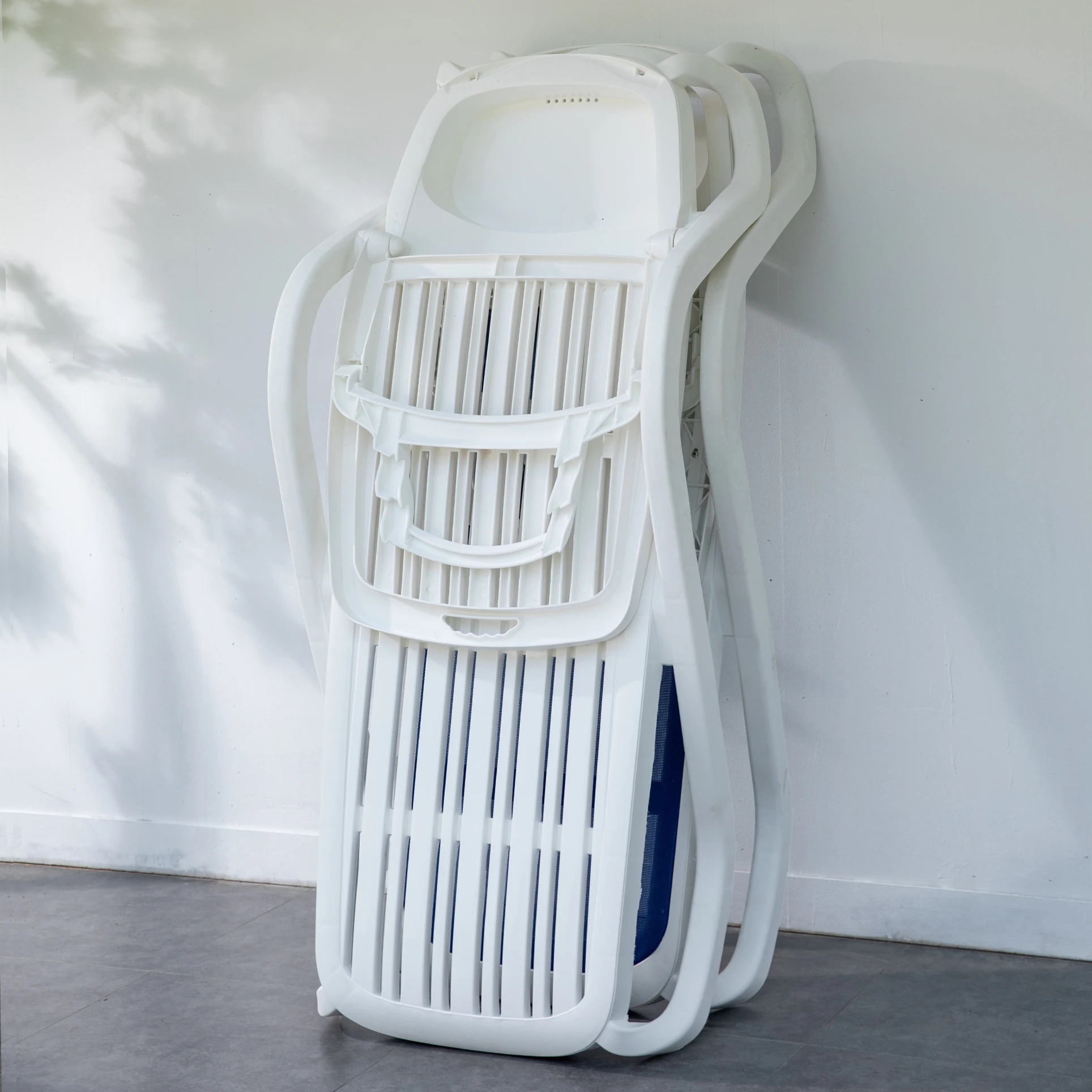 [MOJIA]Top Quality Material Plastic Structure With Tesilin Mesh Beach Lounger Sun Lounger Furniture Lying Bed Folded Good Price