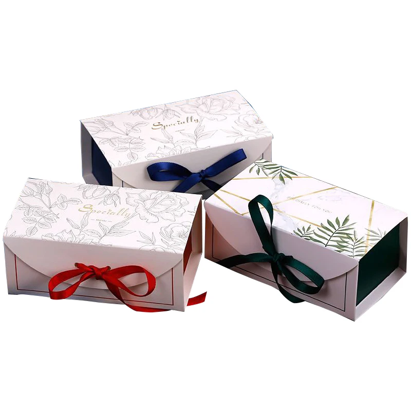 Cheap Wedding Favours Candy Box Carriage White Cardboard Party Gift Chocolate Packaging Box