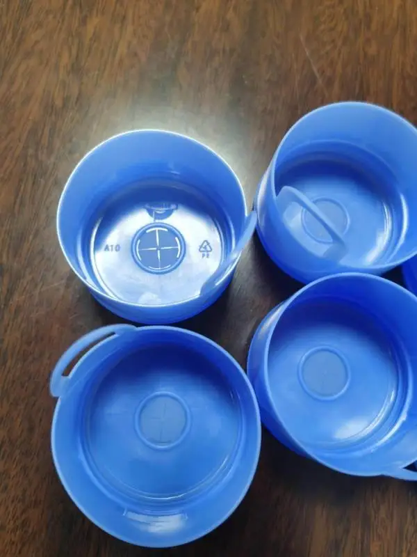 new design 16 cavity Cap mold hot runner template s136 Cap mould