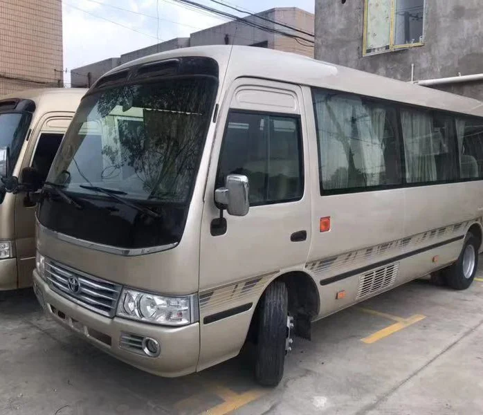 Японские туристические автобусы yota специальные пассажирские на 30 мест