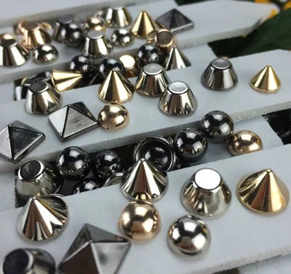 YF005 plastic beads use for bags and clothes