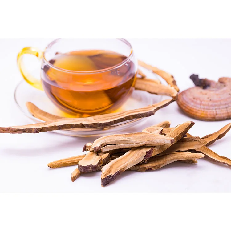 
medicinal organic extract reishi ganoderma lucidum shell broken spore powder and shittake mushroom 