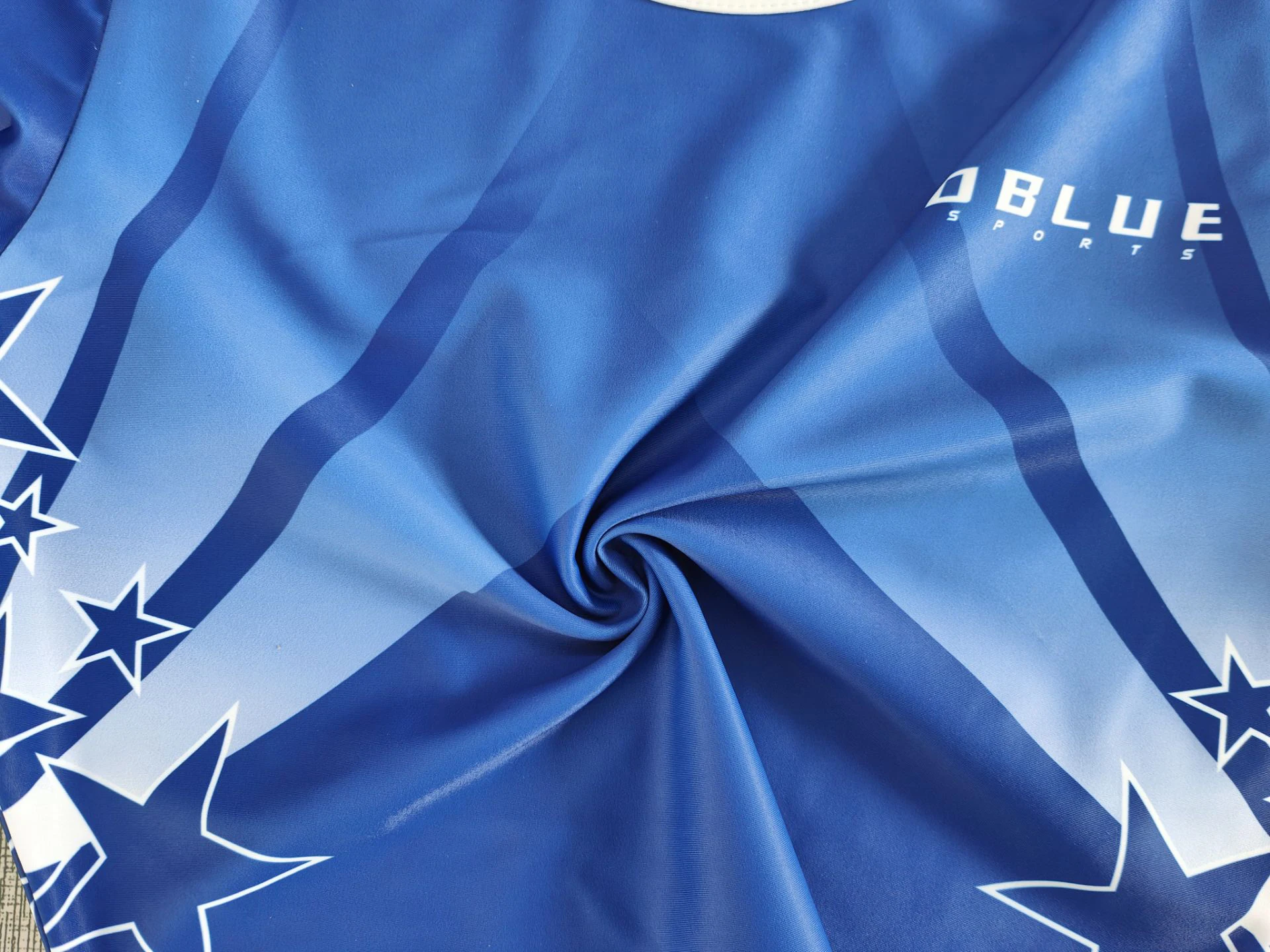 Custom Logo High Quality Blue and White Long Sleeve Cheer Uniforms Youth Cheerleading Uniforms