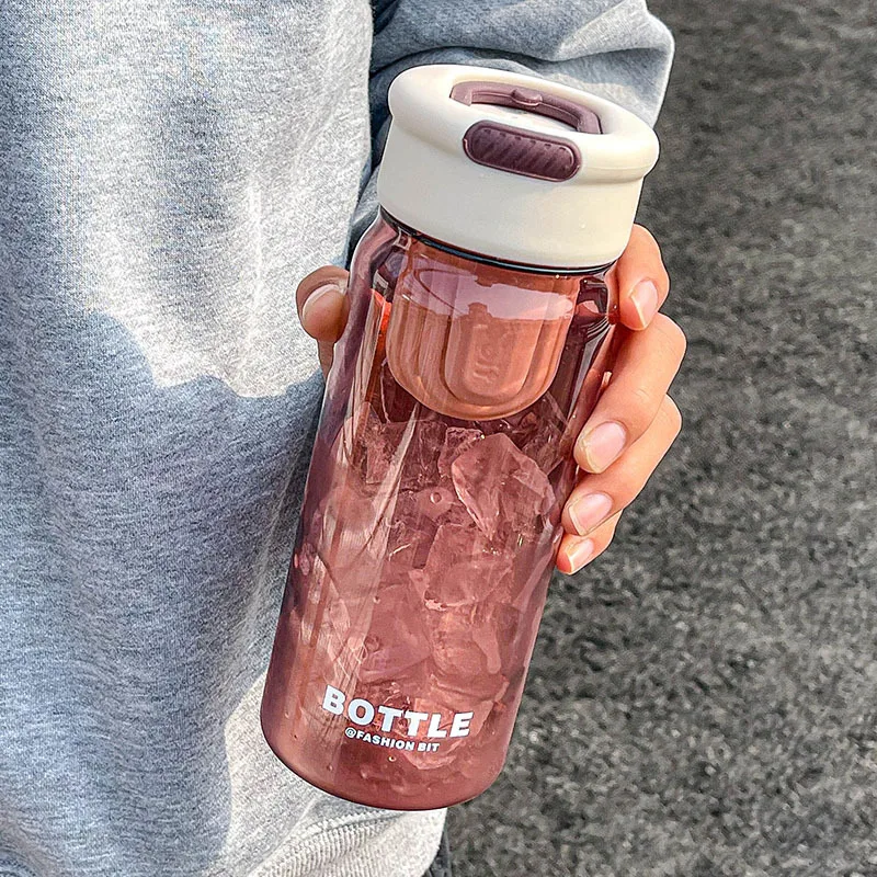 Trending Products 2023 New Arrivals 650ml Direct Drinking Sports Water Bottle Cycling for School Children with Infuser