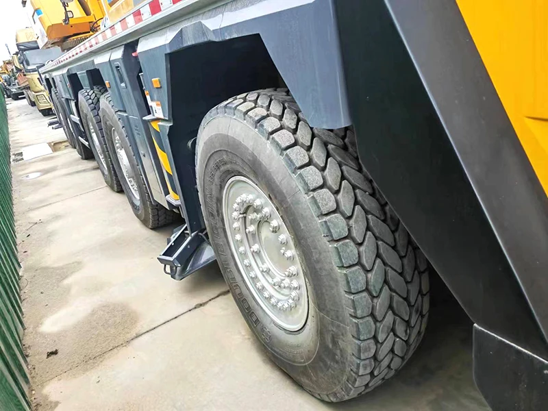 XCMG Original XCA230C Used Truck Crane 230 Ton Second Hand All Terrain Mobile Crane