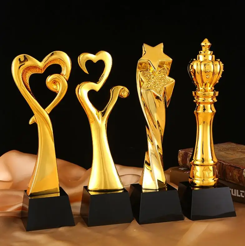 Most Popular custom Shaped Crystal Golden Trophy And Awards for souvenir