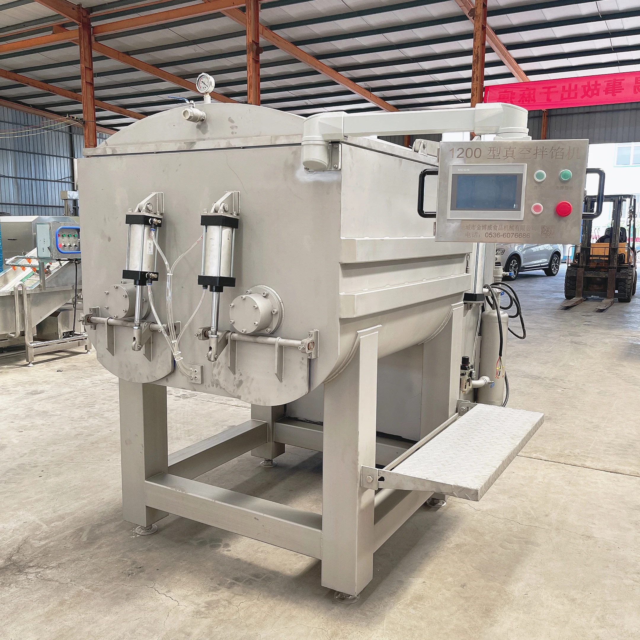 1200L Fully Automatic Vacuum Meat Mixer for Sausage Production and Meat Blending