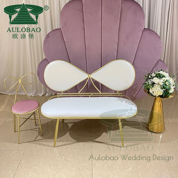 Banquet hall iron metal frame wholesale price wedding sofa for bride and groom