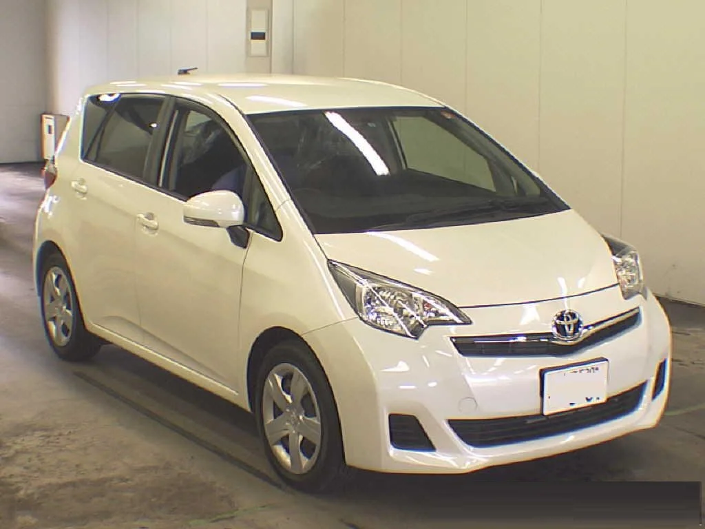 for toyota ractis verso performance parts  Replacement Fog Lamp  light 2010 2011 2012 2013 2014