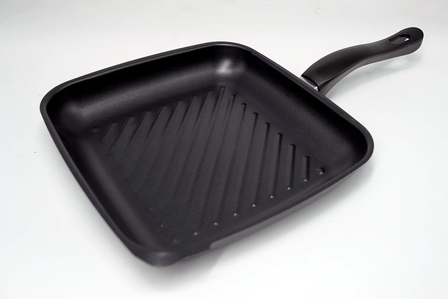 28cm marble coating carbon steel grill pan with soft touch handle