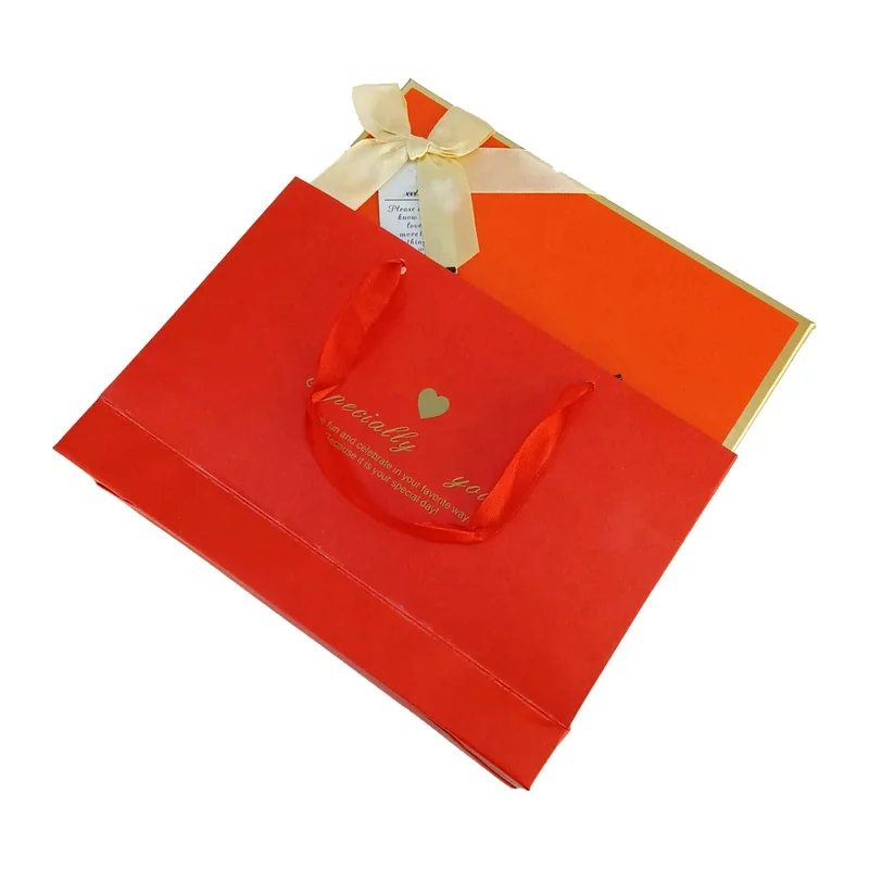 Wholesale Christmas Valentine Day Gift Chocolate Candy Red Paper Box Set with Bag Bonbon Candy Packaging Box with Dividers Bow