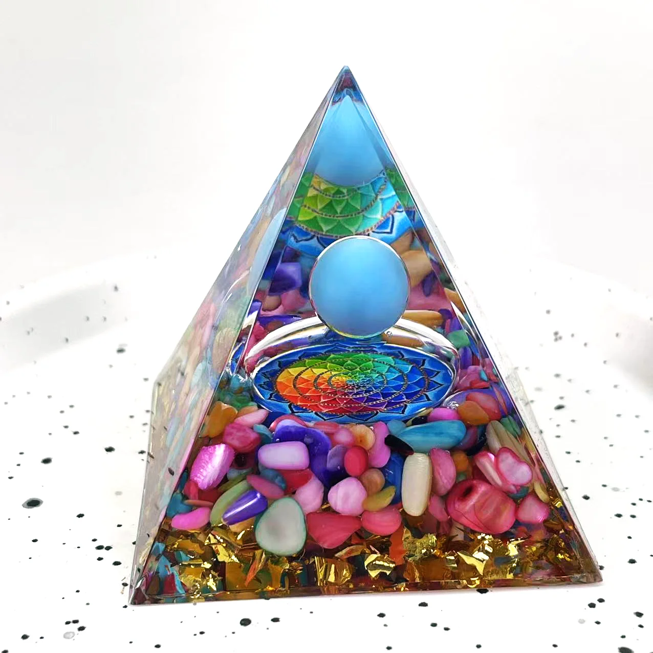 wholesale price spiritual natural rock 5cm orgone quartz crystal resin pyramid healing stone chakra crystal gemstone ornaments