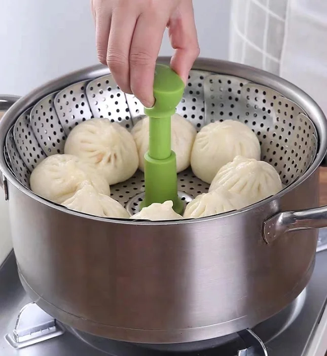 Tow size of Stainless Steel Expandable collapsible vegetable Steamer Basket Expandable to Fit Various size pot