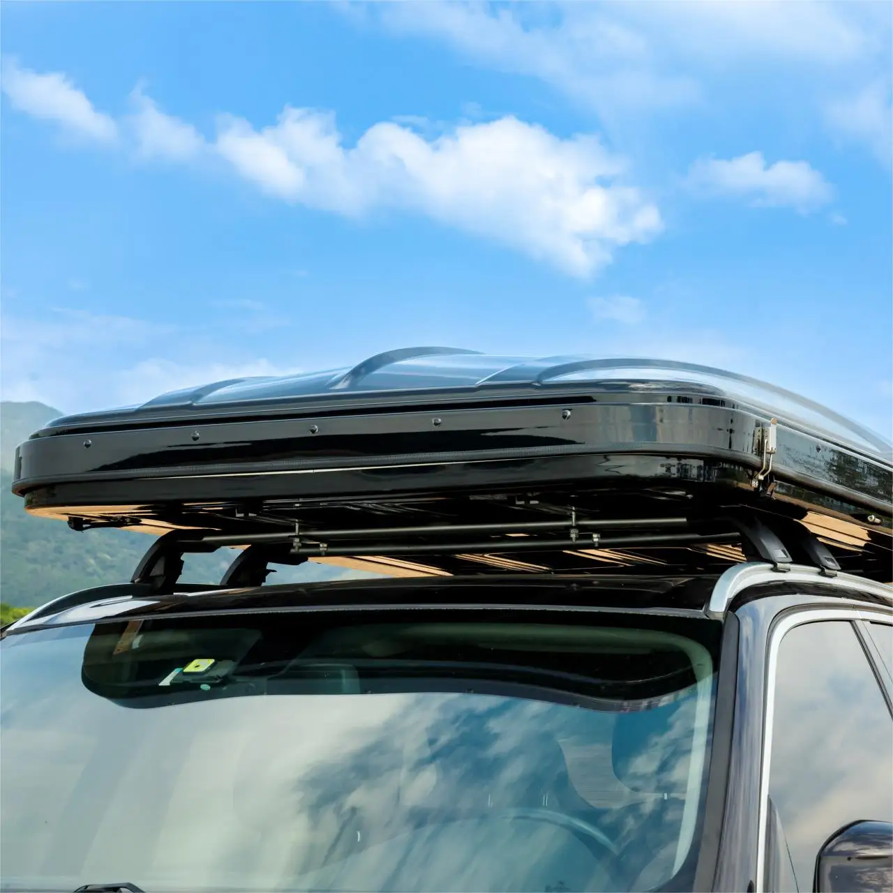 Automatic Big Space FiberGlass waterproof travel car SUV Outdoor car roof top tent