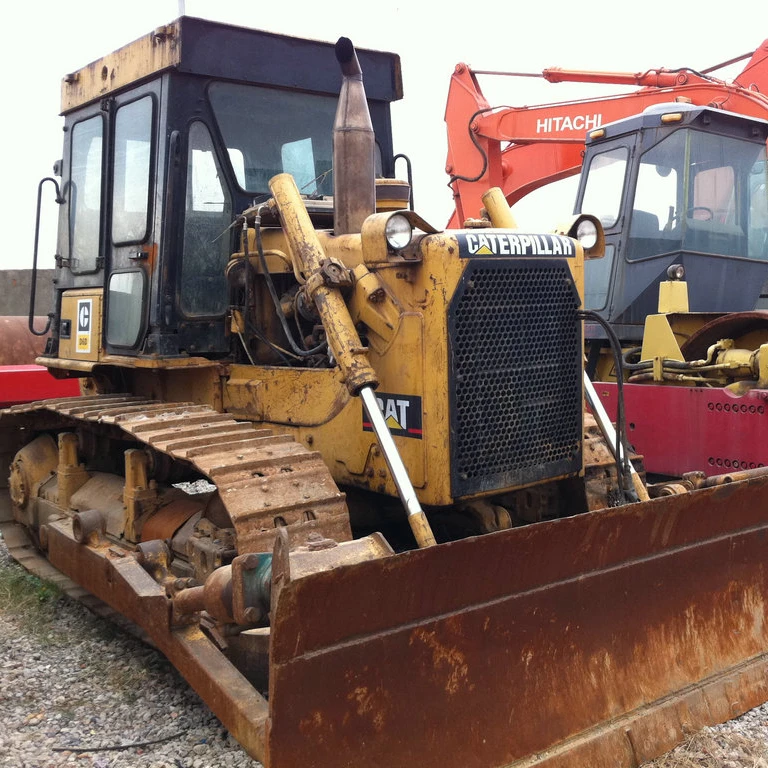 Used bulldozer used d5c /d5g/d5k/d5m /d5d mini bulldozer excellent working condition on sale
