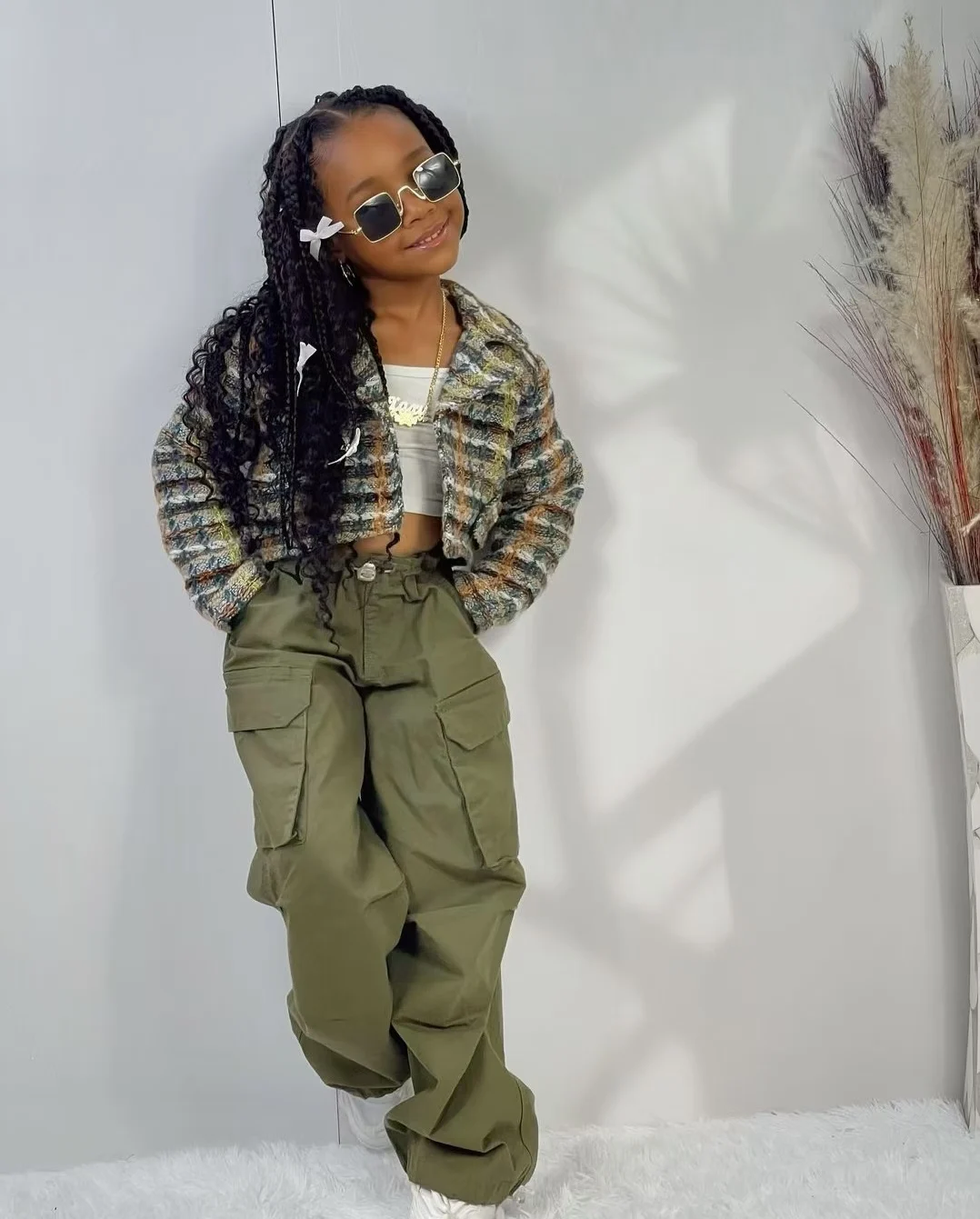 customize fashionable High Quality mini windy breaker pant set jeans for kids green denim jeans for kids