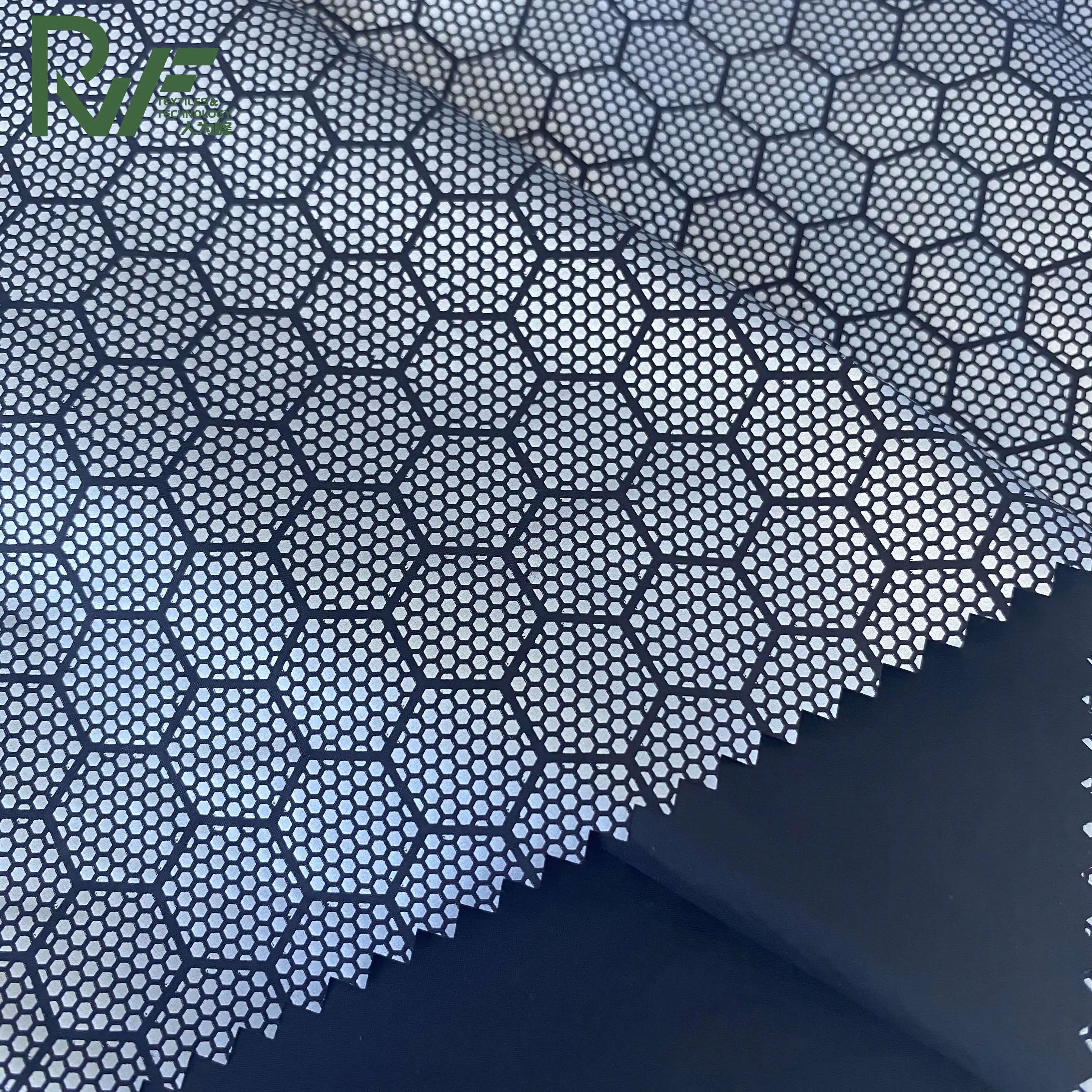 Hot Stamping Silver Fabric 100% Nylon Taffeta  Fabric HoneyComb Silver Coating For Jacket