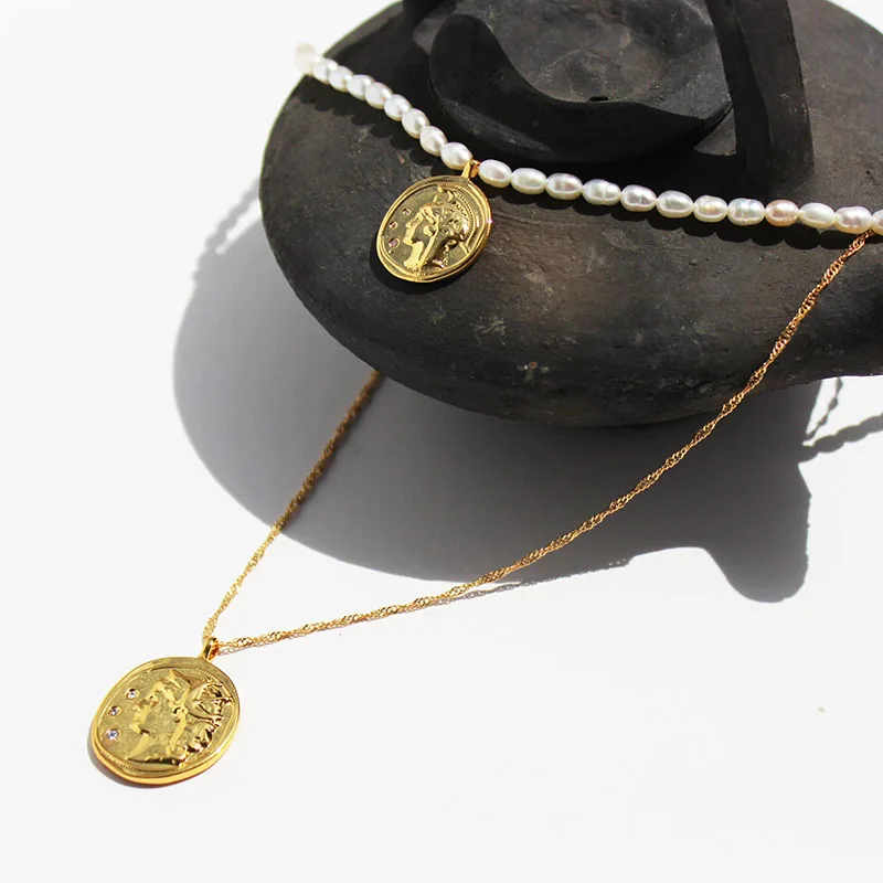 Retro Vintage French elegant freshwater pearl embossed portrait necklace female micro-inlaid zircon clavicle chain tide 347