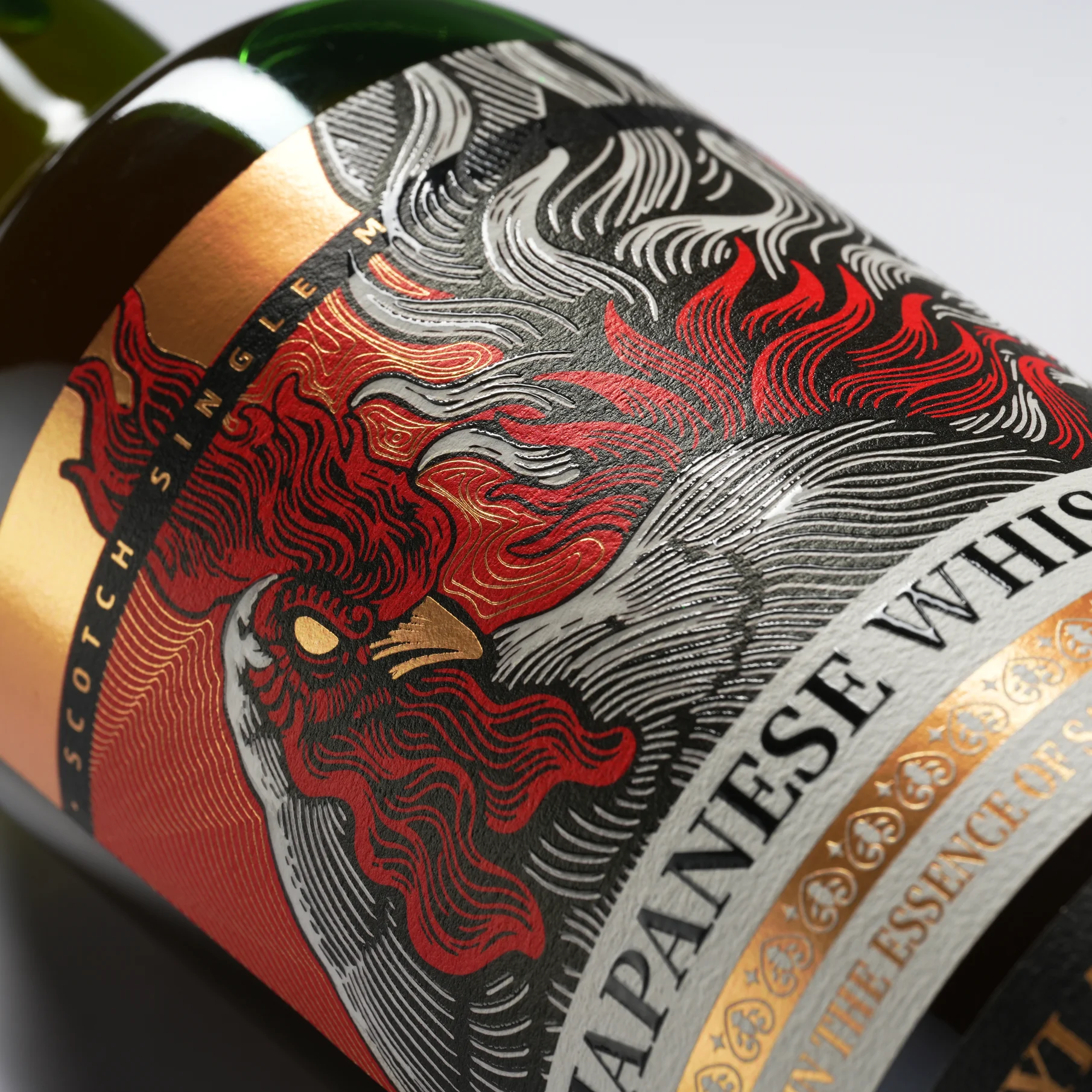 Product Bottle Label Printing Custom Adhesive Sticker Roll Wine Sticker Texture Lustrous Silver Foil Stamping Glossy Sticker
