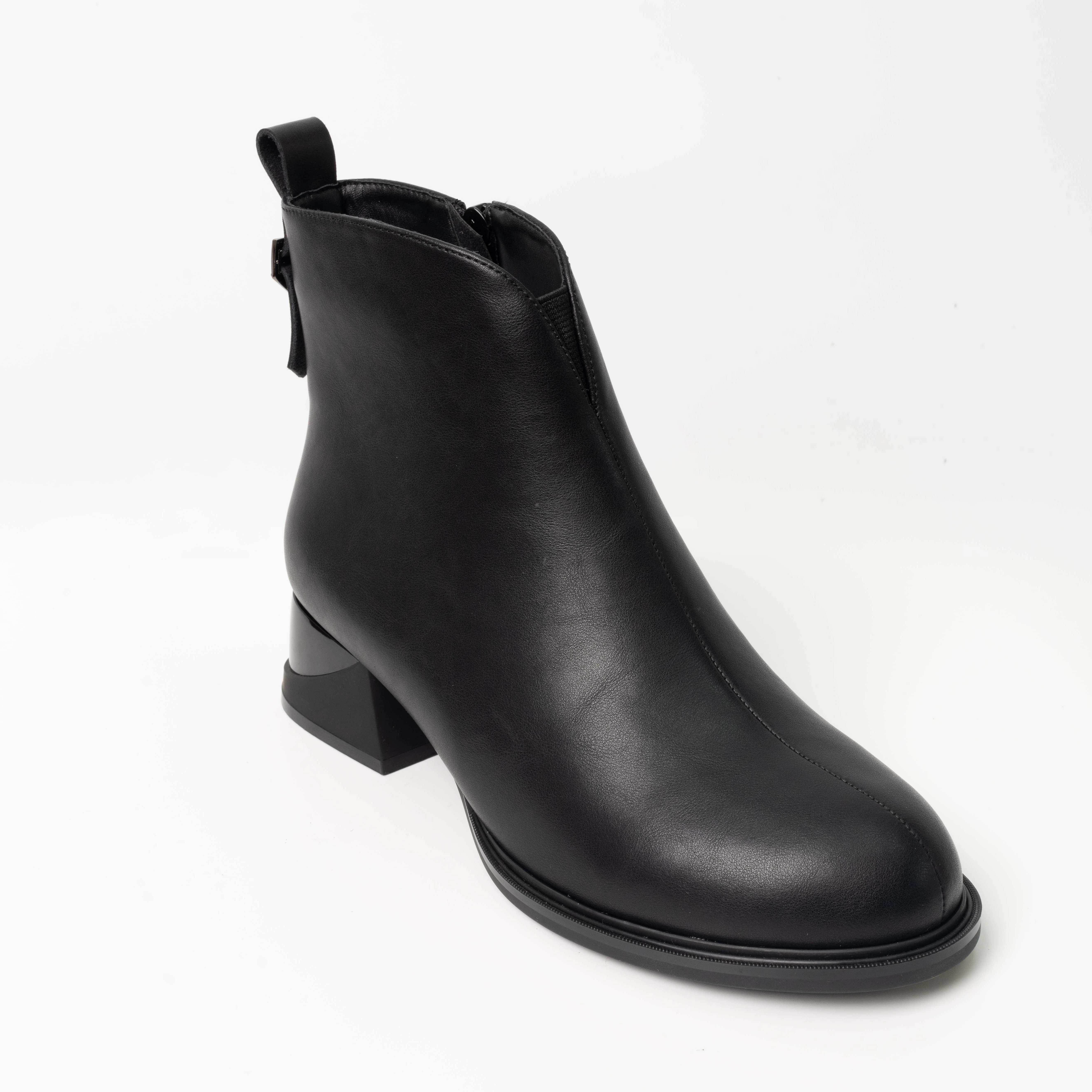 YZY wholesale OEM Women Black Square Heels and Microfiber Leather Ankle Boots