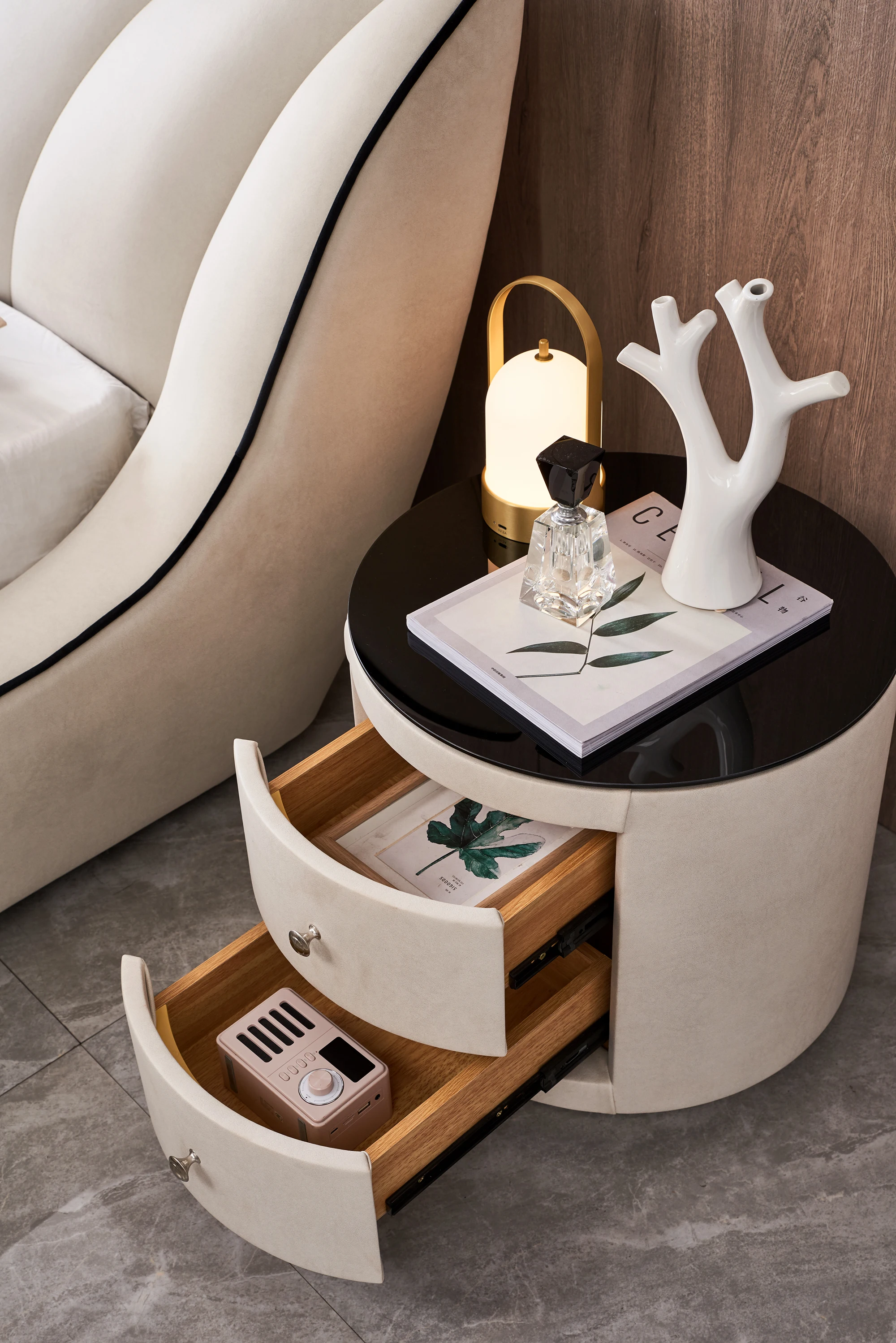 Italian fabric villa retail cute bed frame with luxury mirror cheap modern girls queen office podscanopy adults bedroom sets