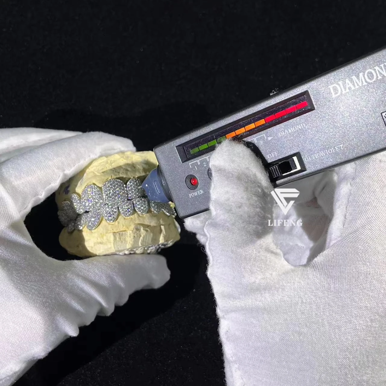 Deep Perm Cut Grillz Custom VVS Moissanite Hip Hop Grillz 16/20 teeth 14K 18K White Gold Diamond Iced Out Grillz Jewelry