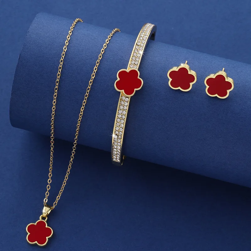 New Fashion 3Pcs Necklace Set Non Tarnish 18K Gold Plated Bracelet Necklace and Earrings Set Lucky Flower Necklace Set for Women