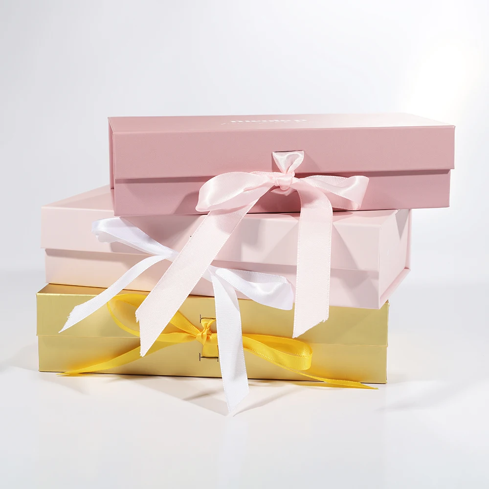 Custom wholesale Magnetic Folding Gift Box Packaging