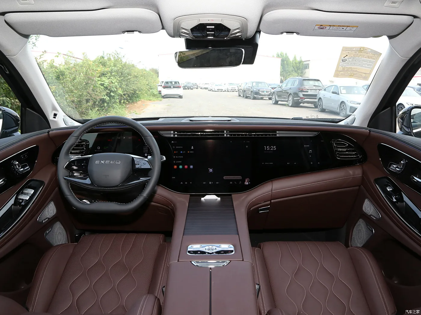 2025 Latest Exeed VX Medium Large Five door Seven seater SUV 2.0T 261 horsepower L4 Turbocharged Front wheel Drive Made In China