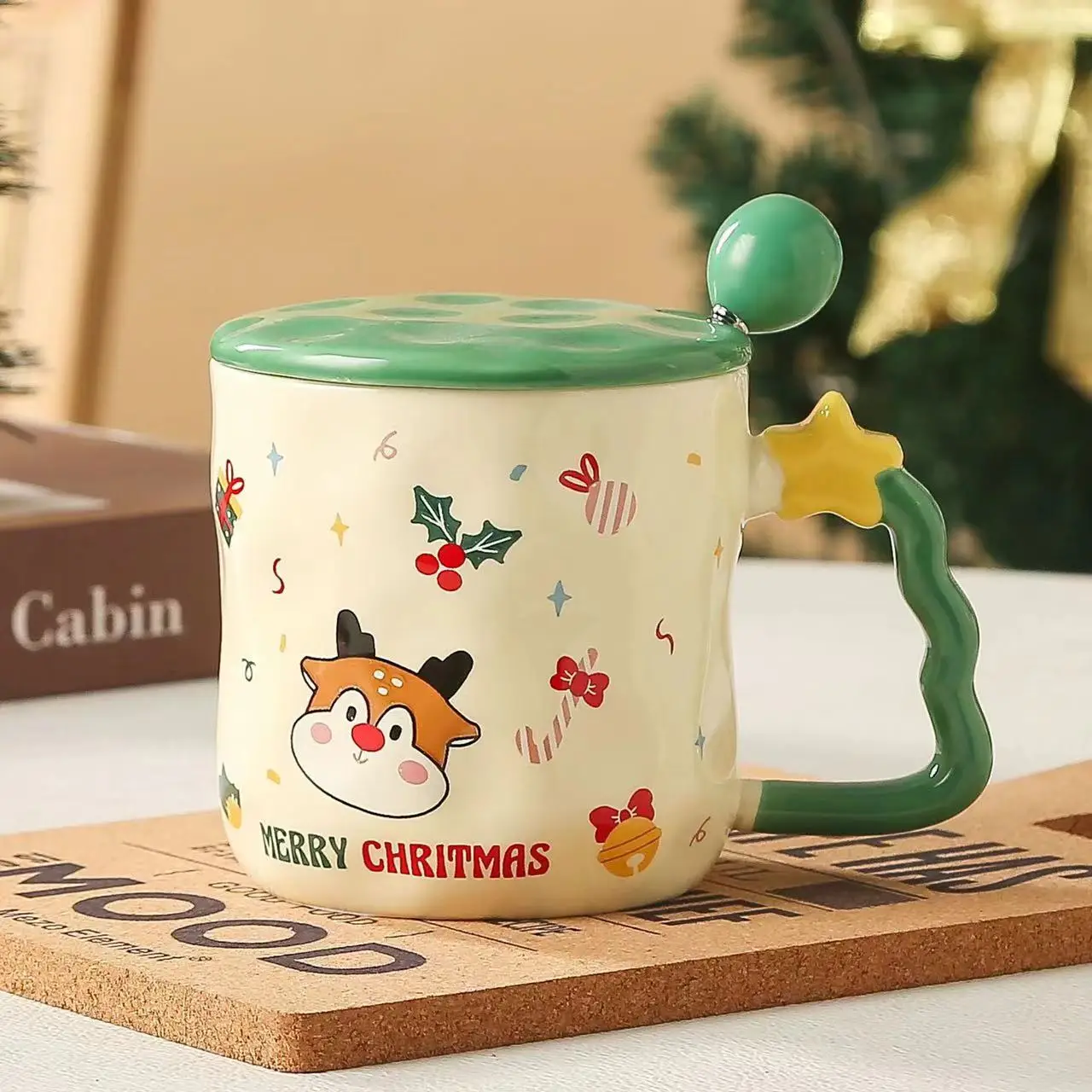 Good Selling 2024 Christmas Mug Ceramic 2024 New Mug with Lid and Spoon Santa Mug Christmas Gift