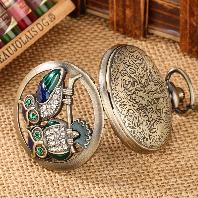 Charming Diamond-encrusted Luxury Owl Golden Handicraft Artwork Hollow Quartz Pocket Watch Necklace Sweater Pendant Chain Clock