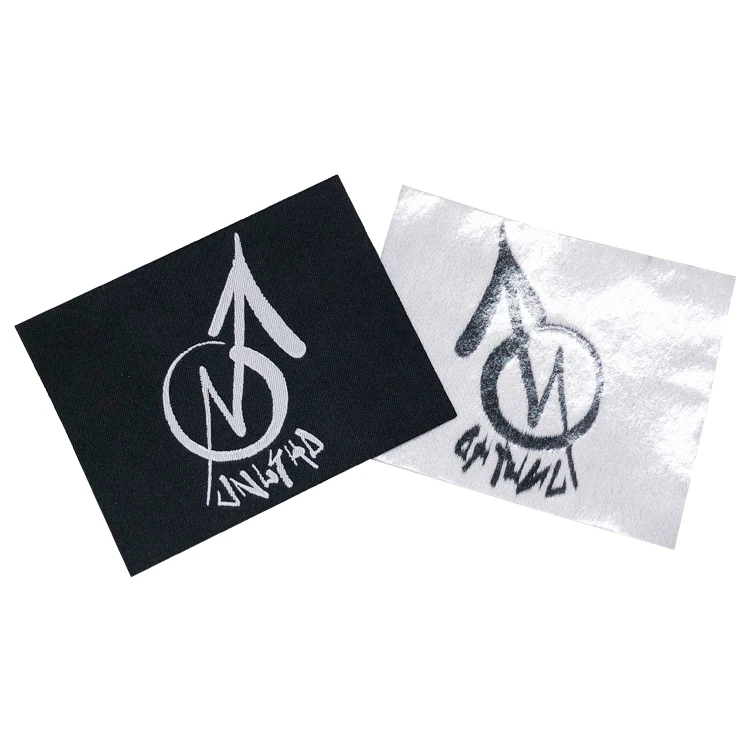 Фабрика по индивидуальному заказу утюг на тканых этикетках для одежды фирменный дизайн экологичные этикетки