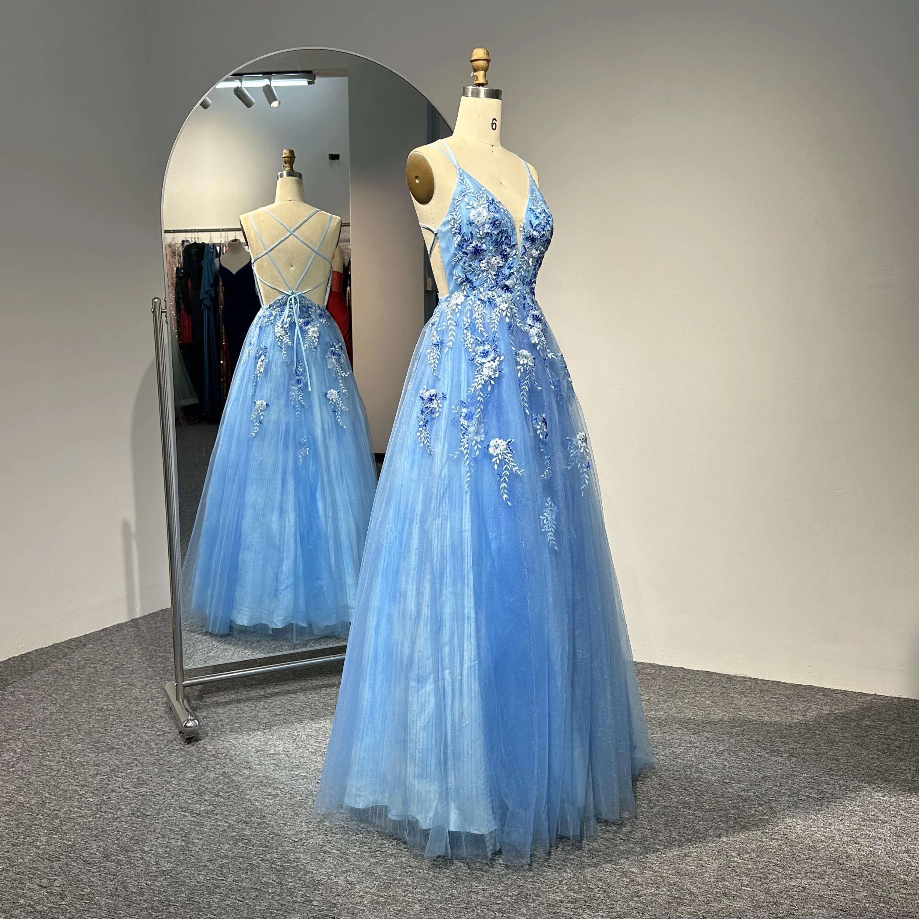 New Best Seller Deep V-Neck Prom Evening Dresses Handmade Lace Dresses Embroidered Tulle Dresses