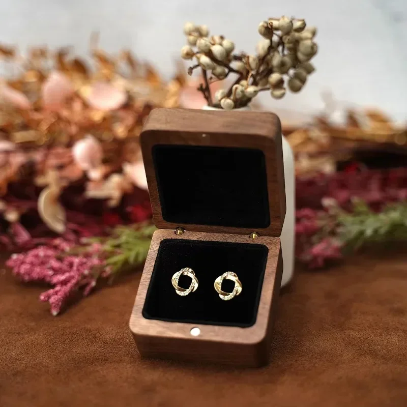 1PCS Free Engraving Walnut Wooden Jewelry Box Earring Rings Wedding Ring Organizer Wood Box Luxury Jewelry Gift Packaging Box