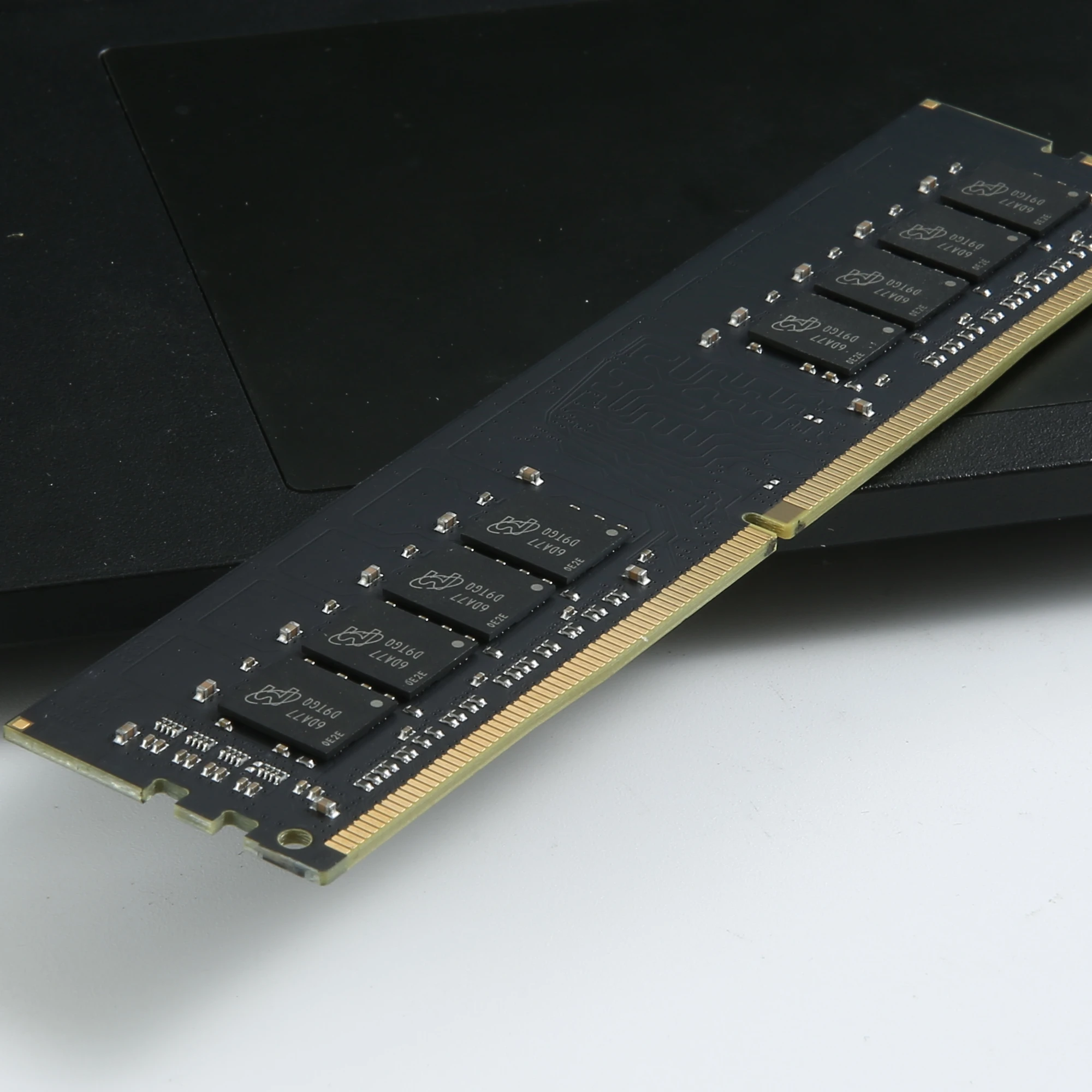 Taifast 4GB/8GB/16GB DDR4 Memory RAM for desktop computer parts PC 2133MHz/2400MHz/2666MHz low price with heat sink