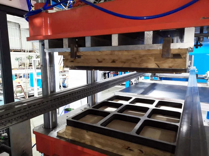 servo motor high forming area PS PET PVC PP HIPS vacuum forming machine plastic packaging machine