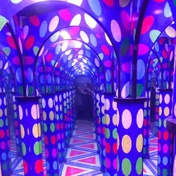 Amazing mirror maze fun indoor games/maze of mirrors/  amazing mirror maze for sale